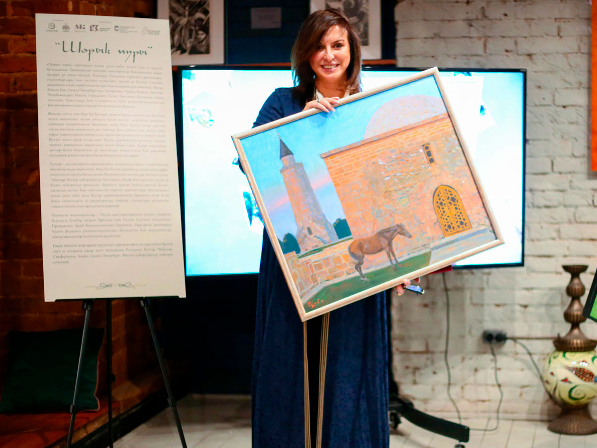 Открытие выставки произведений посвященной 1100-летию принятия ислама Волжской Булгарией 